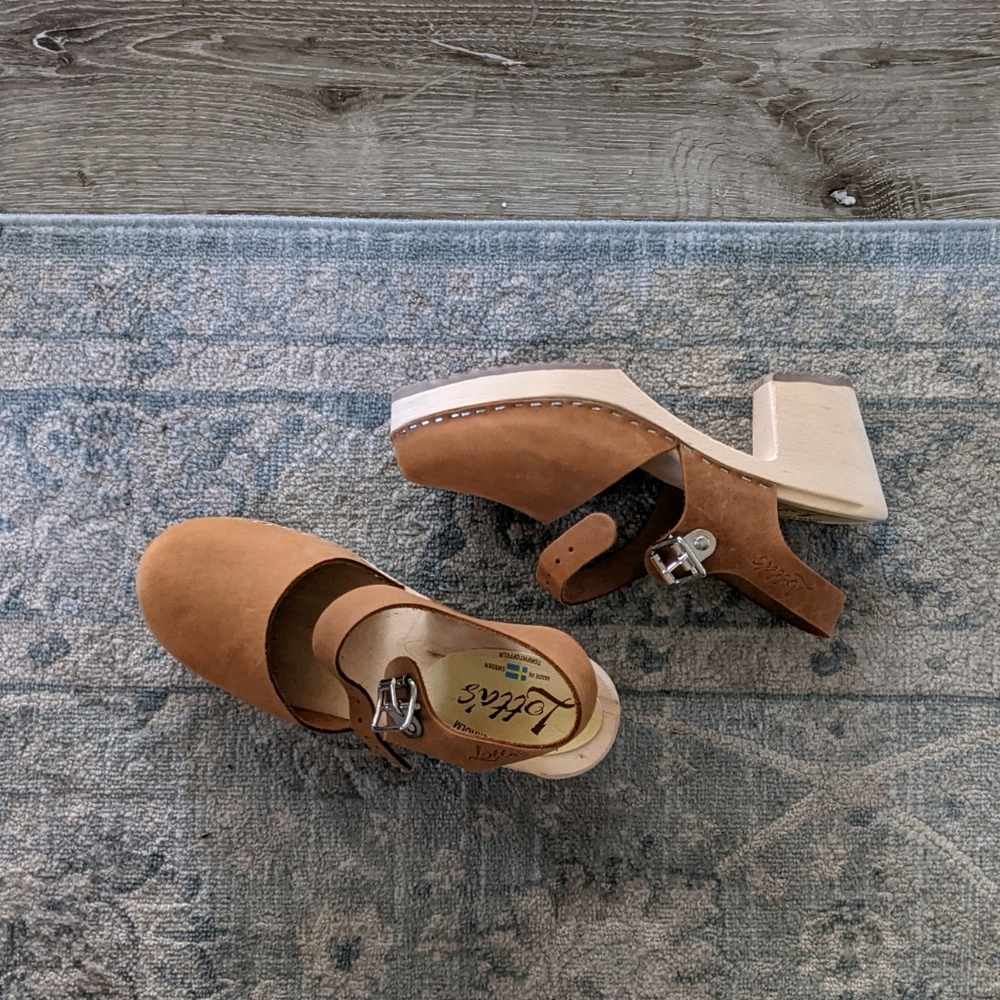 Highwood Brown Oiled Nubuck Clogs